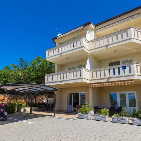 Pupic Apartamento Dramalj Exterior foto