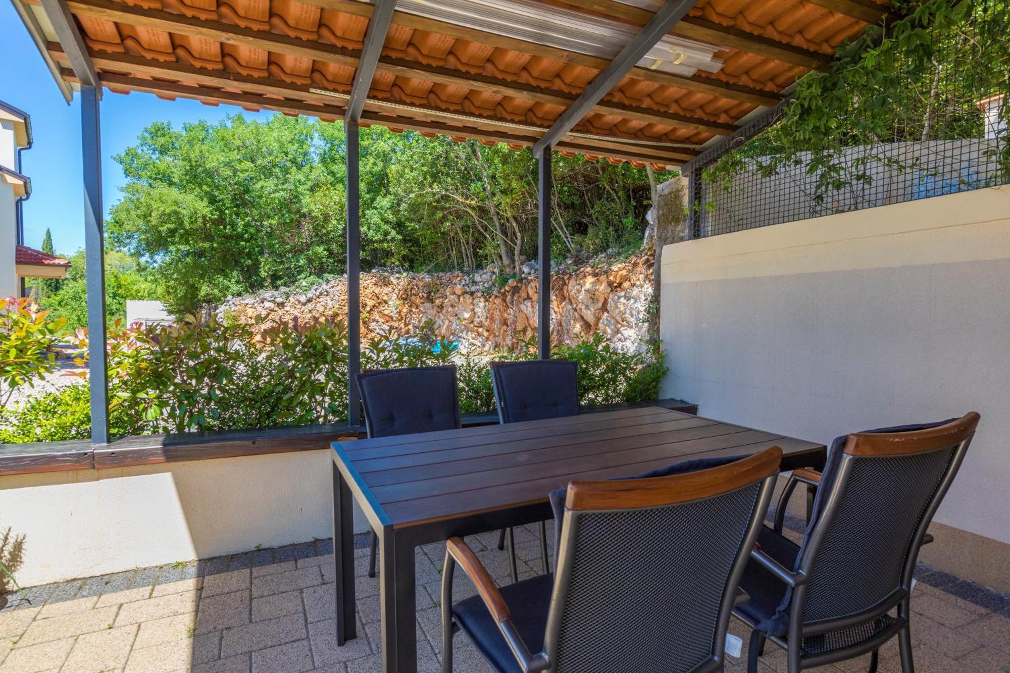 Pupic Apartamento Dramalj Exterior foto